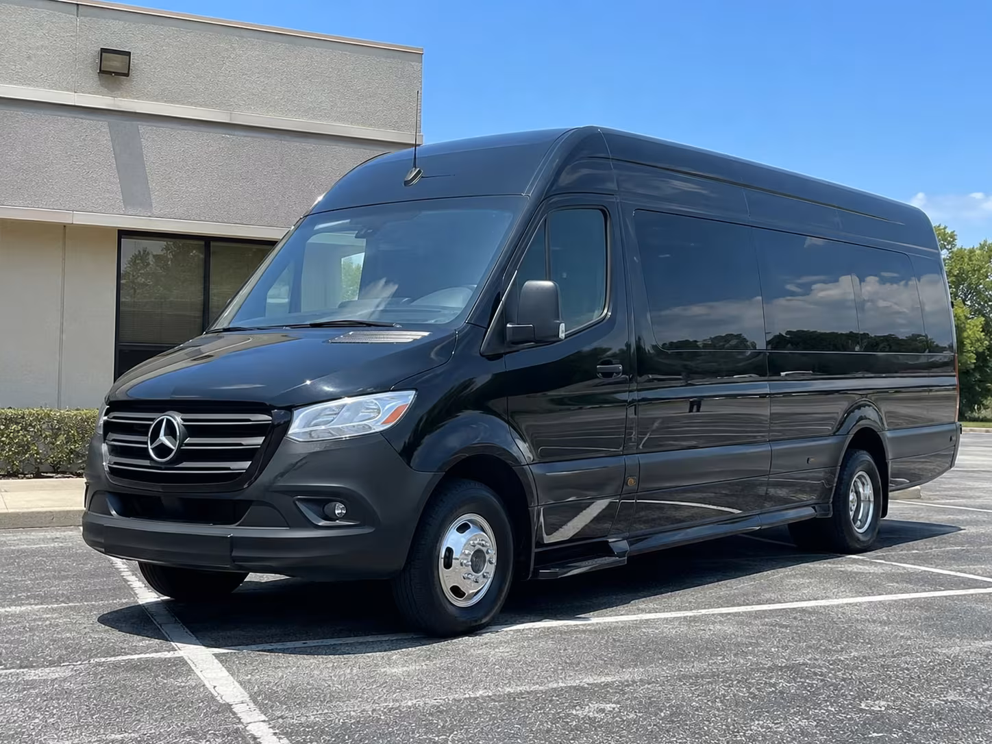 compton airport transportation