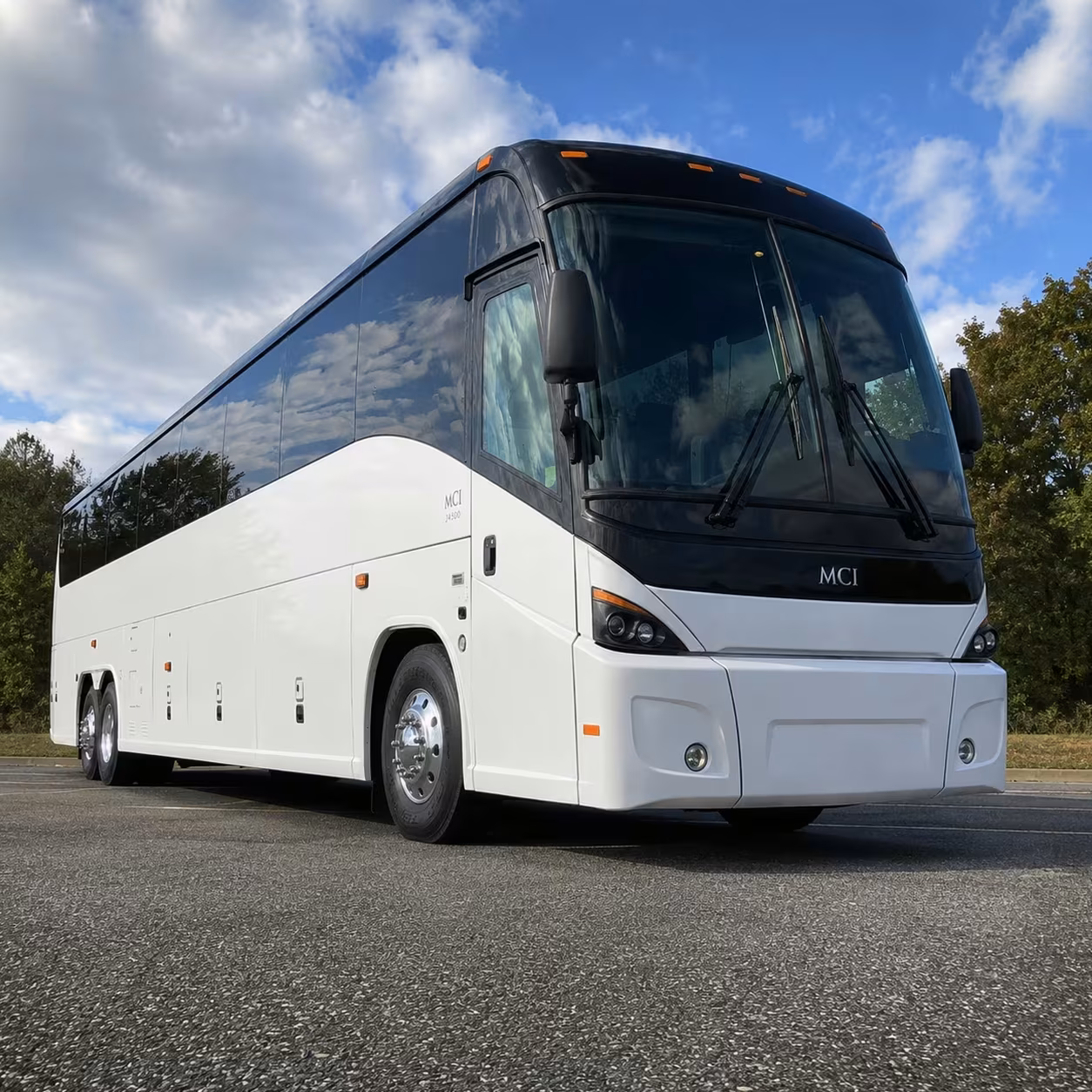 shuttle buses for compton city government employees and agency staff